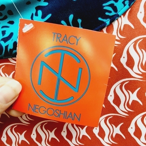 Tracy Negoshian Shift Dress - Picture 6 of 8